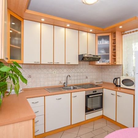 Apartmani Marija Ljubica Pag Town Bagian luar foto
