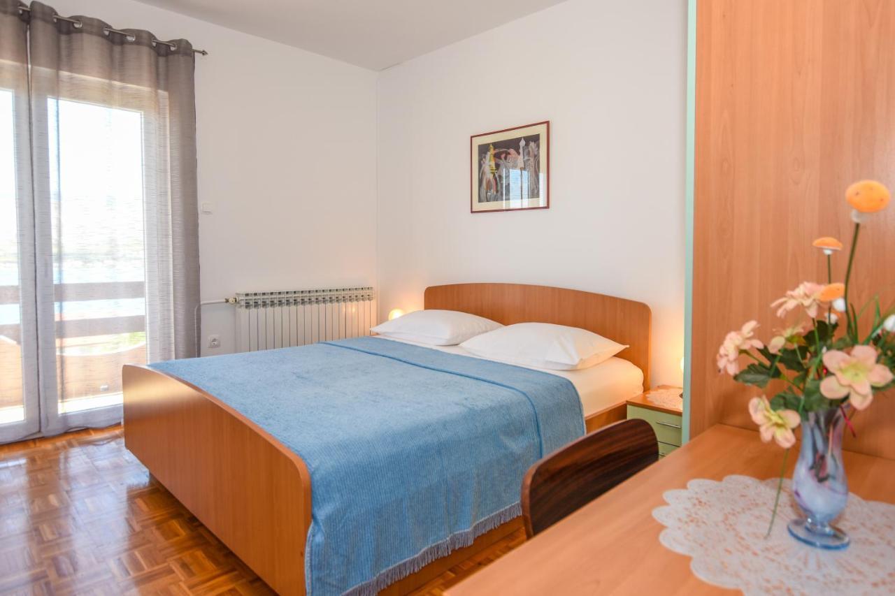 Apartmani Marija Ljubica Pag Town Bagian luar foto