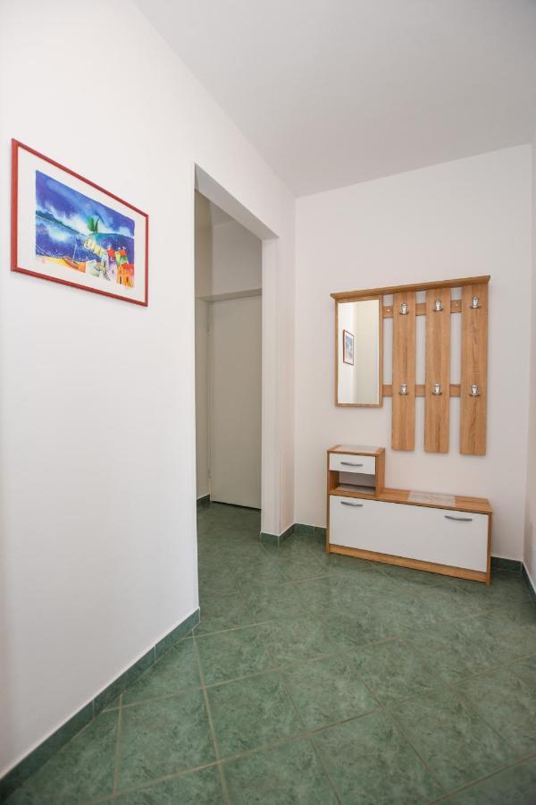 Apartmani Marija Ljubica Pag Town Bagian luar foto
