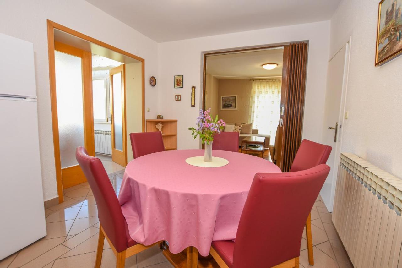 Apartmani Marija Ljubica Pag Town Bagian luar foto