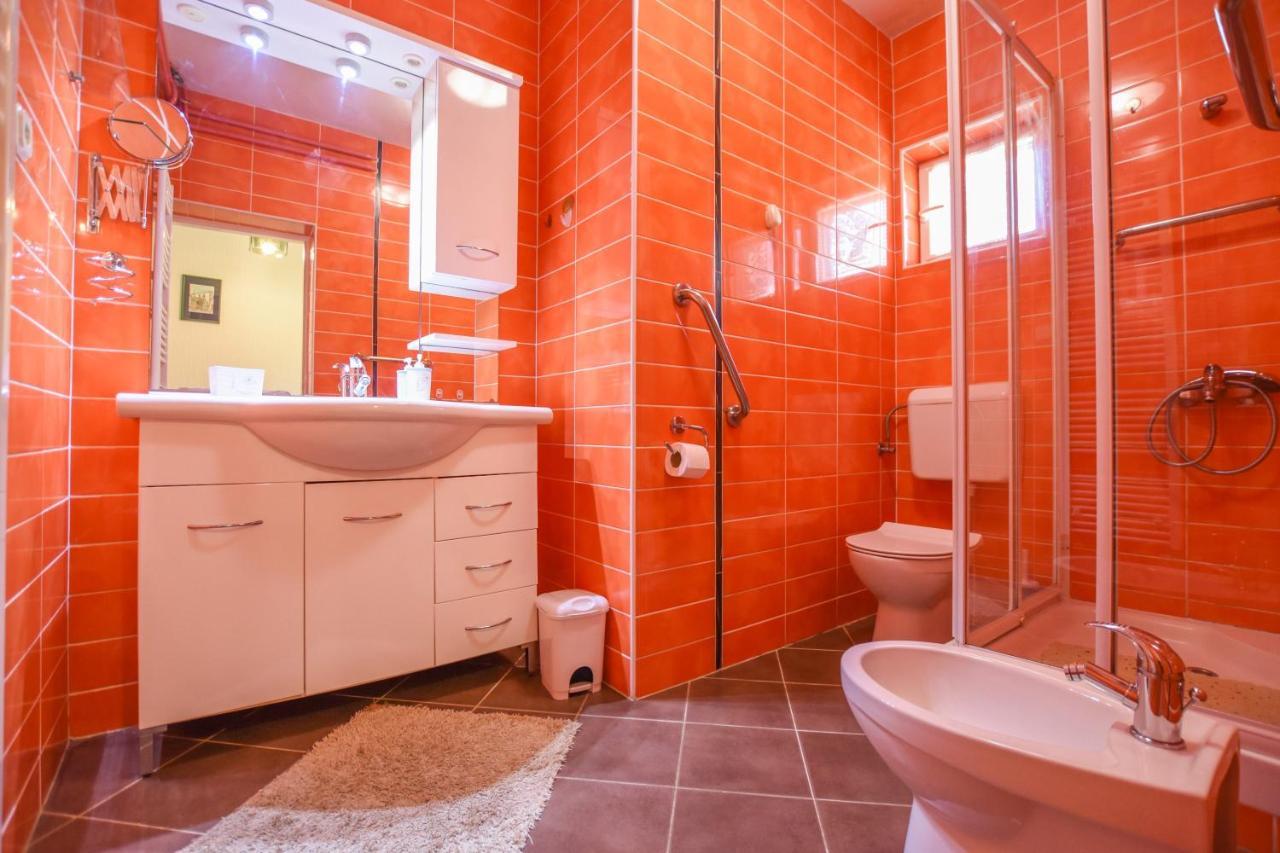 Apartmani Marija Ljubica Pag Town Bagian luar foto